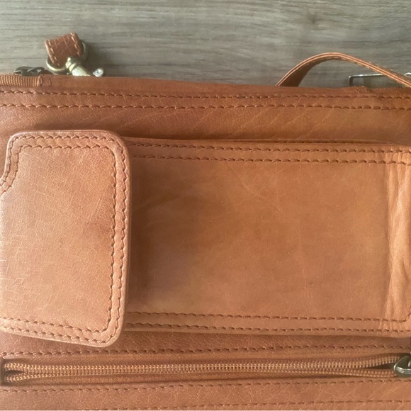 Never used leather wallet purse. Keep your cards, phone, sunglasses - Picture 8 of 14